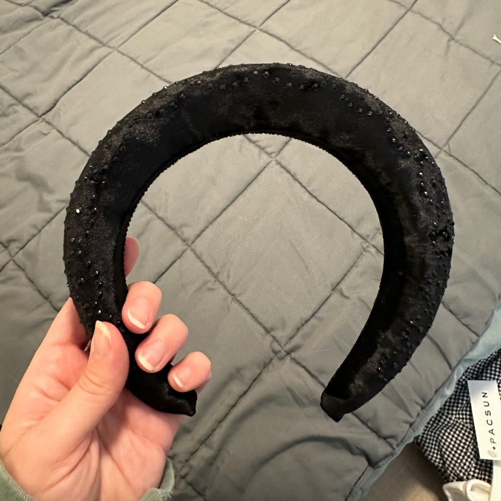 Black velvet beaded padded headband.